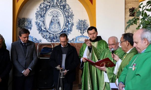 Bendición del claustro restaurado en Madre de Dios (Lucena)