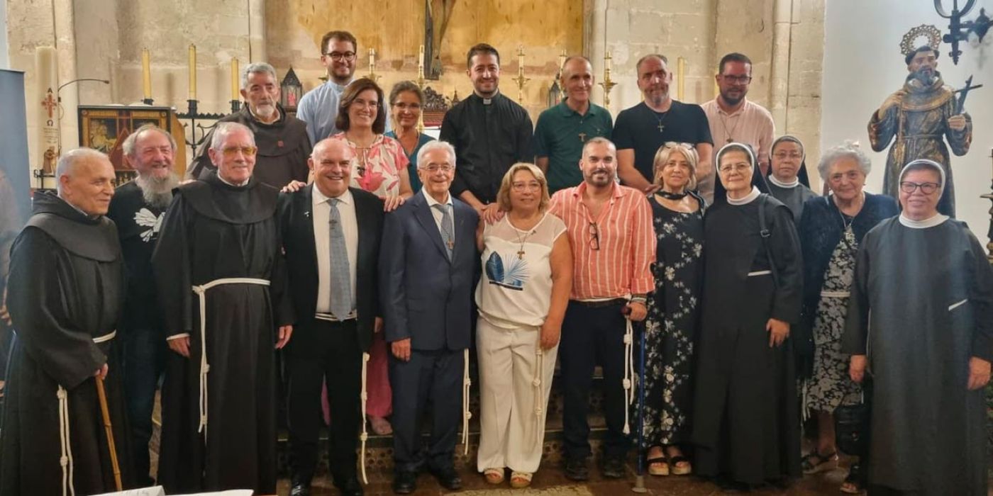 La Rábida reúne a la familia franciscana de Huelva para celebrar el VIII Centenario