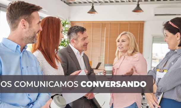 Nos comunicamos conversando
