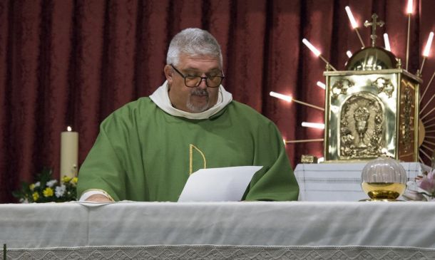 Toma de posesión de Fr. José Ricardo Gallardo como párroco de san Antonio en Vélez-Málaga